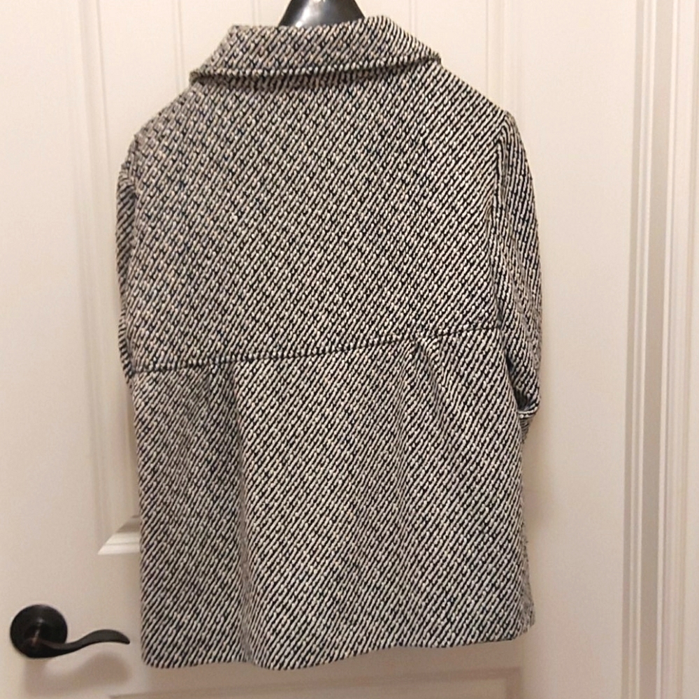 Jacket - Picture 2 of 5